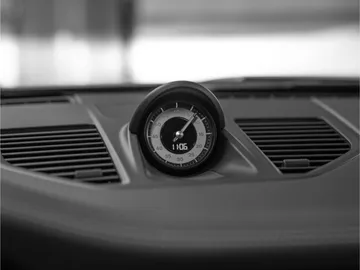 Car image 40