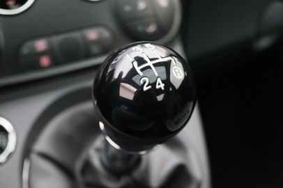 Car image 36