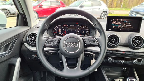 Audi Q2 35 TFSI S tronic S-line 110 kW image number 10