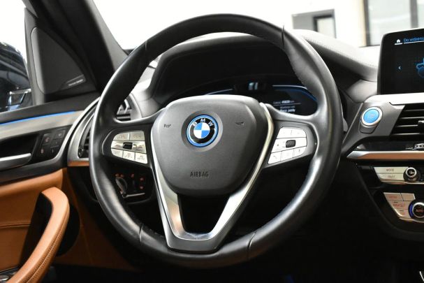 BMW iX3 Impressive 210 kW image number 9