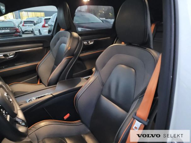 Volvo V90 Cross Country AWD 173 kW image number 17