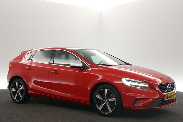 Volvo V40 T3 112 kW image number 1