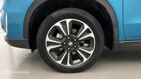 Car image 20