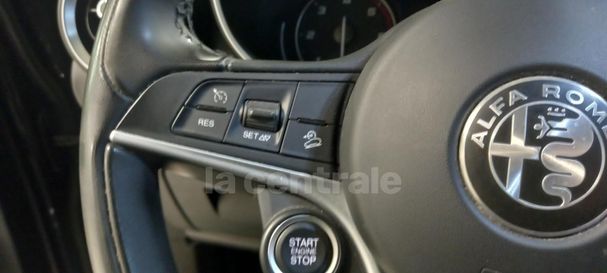 Alfa Romeo Stelvio 2.2 Diesel AT8 132 kW image number 12