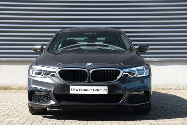 BMW 520i 135 kW image number 2