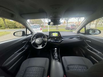 Car image 11