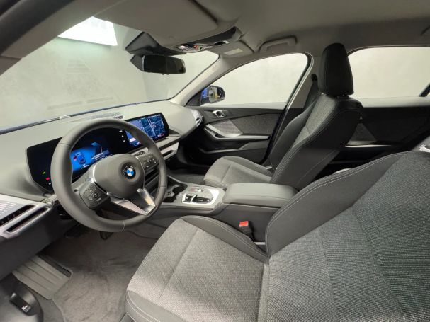 BMW 120i 103 kW image number 17