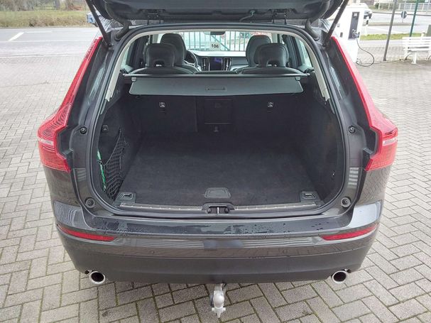 Volvo XC60 B4 Momentum 145 kW image number 7