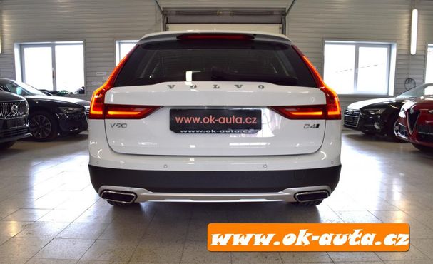 Volvo V90 Cross Country D4 AWD 140 kW image number 3