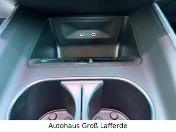 Car image 38
