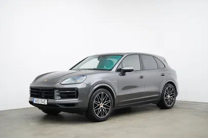 Car image 28