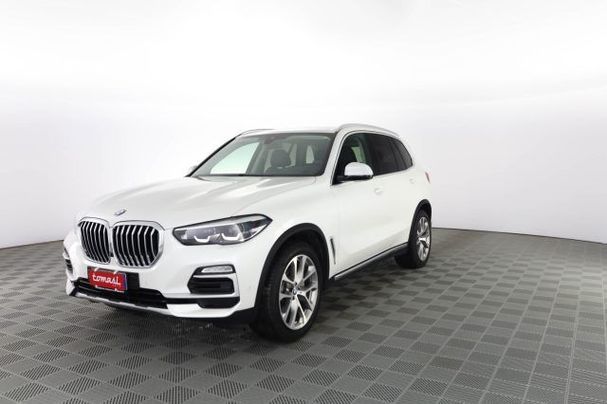 BMW X5 xDrive25d xLine 170 kW image number 1