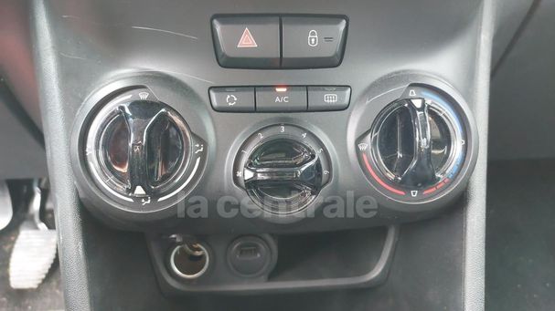 Peugeot 208 PureTech 82 61 kW image number 22