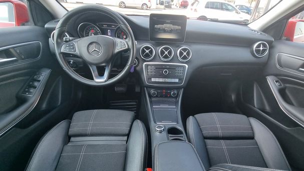 Mercedes-Benz A 180 90 kW image number 8