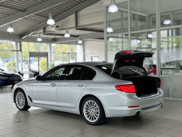 BMW 530i Sport Line 185 kW image number 12