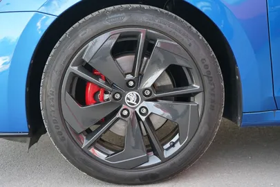 Car image 45