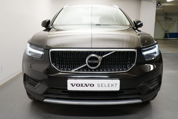 Volvo XC40 T2 Momentum 95 kW image number 16