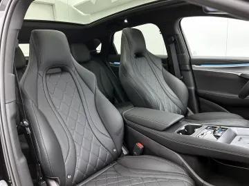 Car image 50