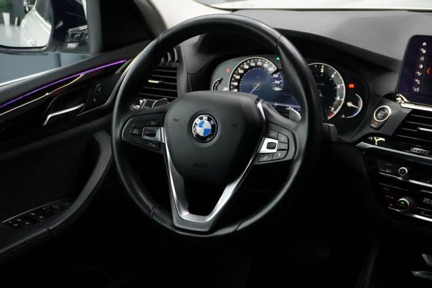 BMW X4 xDrive 135 kW image number 4