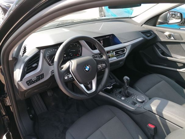 BMW 118d Advantage 110 kW image number 6