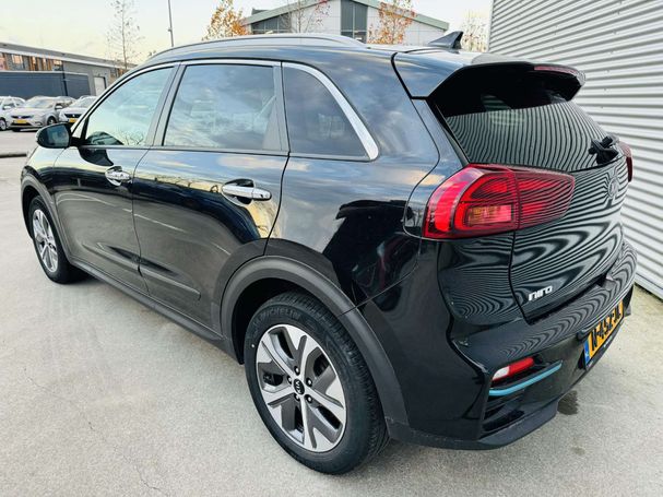 Kia Niro e 64 kWh 150 kW image number 3