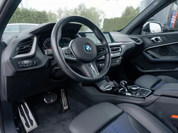 BMW 118i M Sport 103 kW image number 7