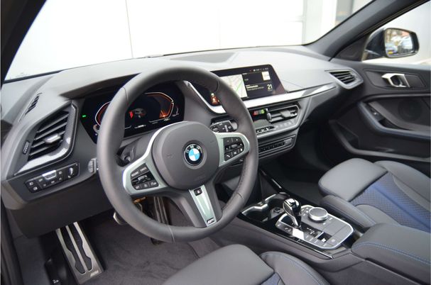 BMW 118i M Sport 100 kW image number 6