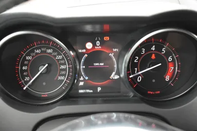 Car image 38