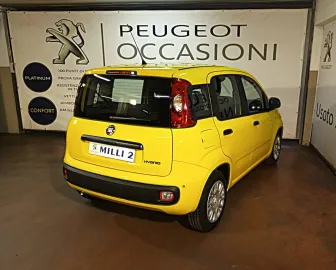 Car image 5