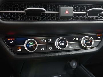 Car image 37