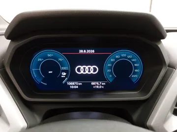 Car image 24