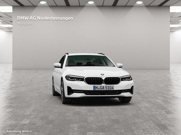 BMW 520d Touring xDrive 140 kW image number 13