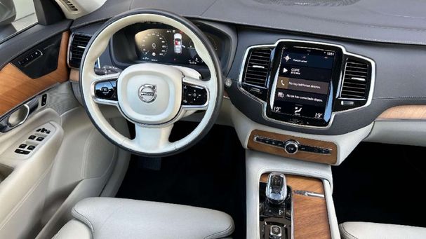 Volvo XC90 AWD T8 287 kW image number 13