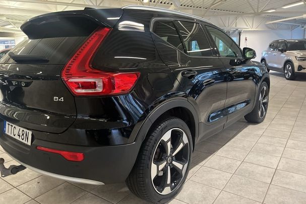 Volvo XC40 B4 Momentum 147 kW image number 8