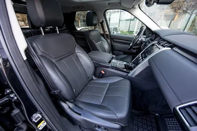 Car image 35