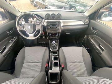 Car image 14