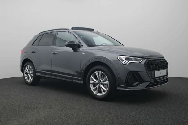 Audi Q3 45 TFSIe 180 kW image number 40