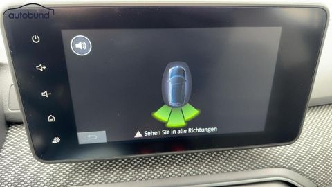 Car image 27