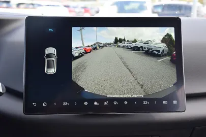 Car image 27