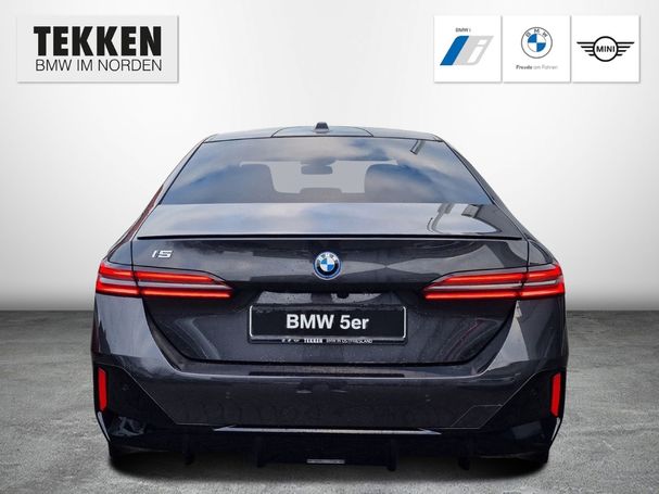 BMW i5 M60 xDrive 442 kW image number 13