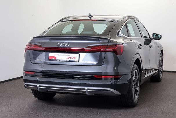 Audi e-tron 55 S-line Sportback 300 kW image number 3