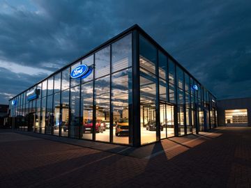 Car image 22