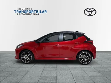 Car image 5