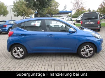 Car image 21