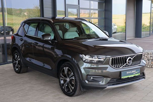 Volvo XC40 T4 AWD Geartronic Inscription 140 kW image number 23