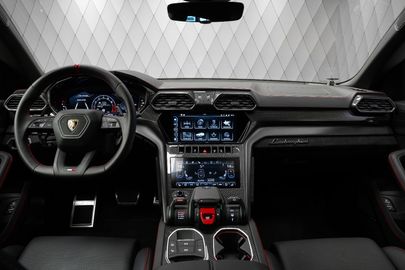 Car image 26