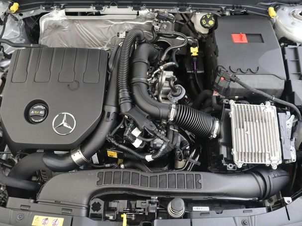 Mercedes-Benz A 180 AMG Line 100 kW image number 11