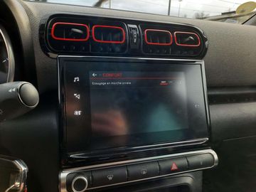 Car image 37