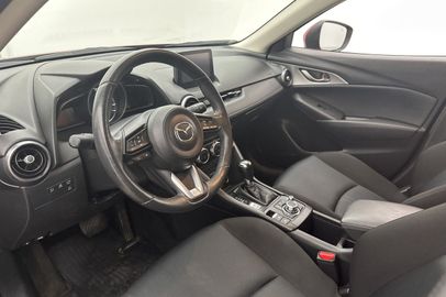 Car image 11