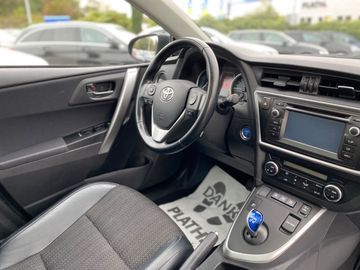 Car image 22